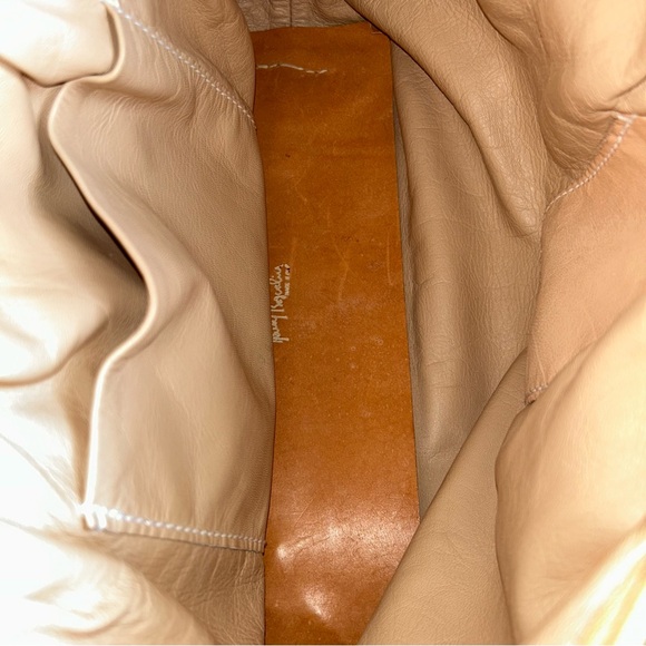 Henry Beguelin Tannin Leather Tote Bag
Handbag - Picture 7 of 7